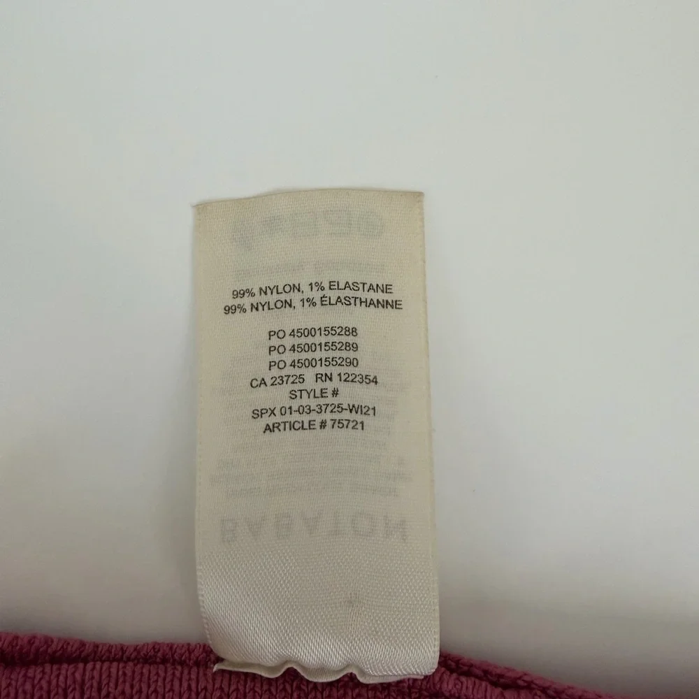 Aritzia Sculpt Knit cropped tank - Picture 6 of 7